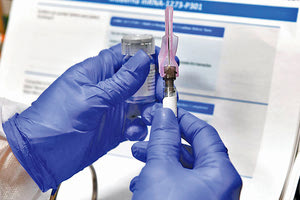 Έφτασαν το πρωί στην Κρήτη  τα πρώτα 10.000 εμβόλια