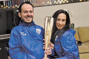 Ο ΧΡΥΣΟΣ ΠΑΡΑΟΛΥΜΠΙΟΝΙΚΗΣ ΤΟΥ ΜΠΟΤΣΙΑ ΚΑΙ Η ΣΥΖΥΓΟΣ ΤΟΥ ΕΝΤΑΣΣΟΝΤΑΙ ΣΤΟ ΤΟΠΙΚΟ ΣΩΜΑΤΕΙΟ Στη «Μεγαλόνησο» ο Γρηγόρης Πολυχρονίδης!