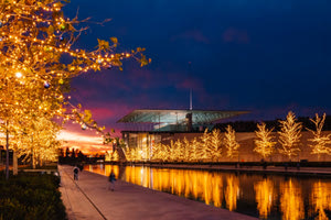 Αλλαγή χρόνου μ’ ένα φαντασμαγορικό σόου στις οθόνες μας