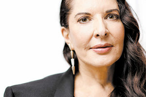 Η εμβληματική καλλιτέχνις Μαρίνα Αμπράμοβιτς