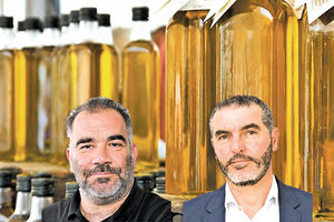 Ο Σταύρος Γαβαλάς και ο Μανώλης Χνάρης