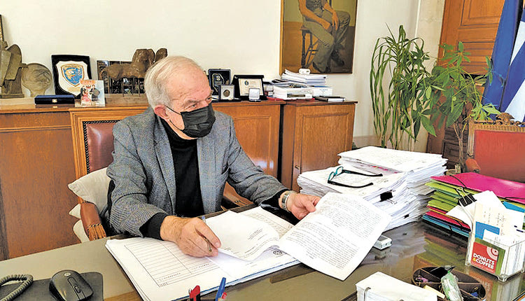 Λαμπρινός