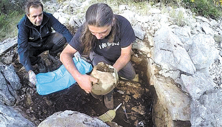 Κράνος αρχαίου Έλληνα πολεμιστή ήρθε στο φως στην Κροατία