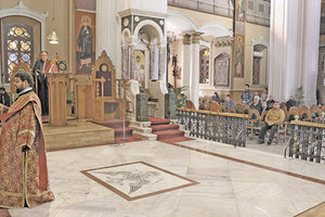 Τα Χριστούγεννα, την Πρωτοχρονιά και τα Φώτα, οι πιστοί θα προσέλθουν στις εκκλησίες