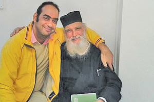 Ο παπα-Γιάννης Μαρκάκης, γνωστός ως “ο ελεήμων”