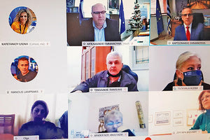 Τηλεδιάσκεψη Μπελαδάκη με τους 341 διευθυντές των σχολικών μονάδων