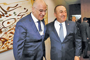 ο Νίκος Δένδιας και ο Μεβλούτ Τσαβούσογλου