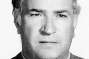 Στέλιος Μανουσέλης