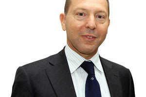 Ο ΓΙΑΝΝΗΣ ΣΤΟΥΡΝΑΡΑΣ