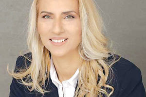 Εύα Σημαιάκη