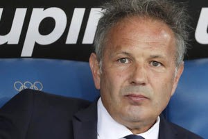 Ο προπονητής της Μπολόνια Σίνισα Μιχάιλοβιτς