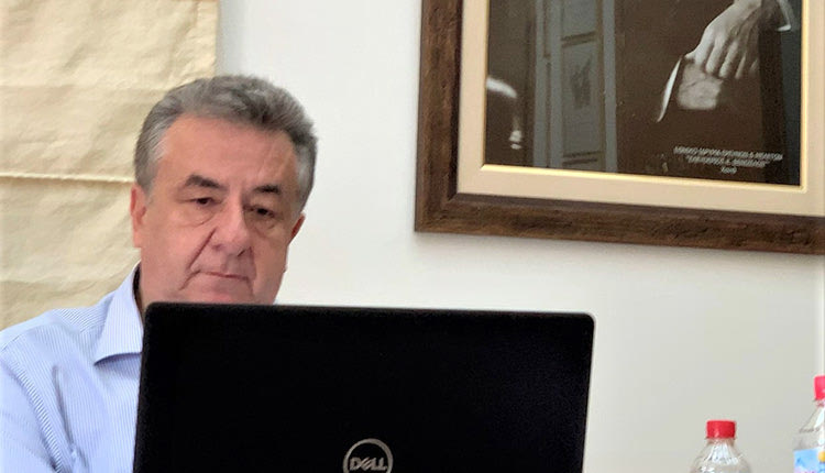 Ο περιφερειάρχης Κρήτης Σταύρος Αρναουτάκης