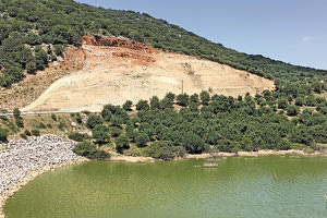 O περιμετρικός δρόμος του φράγματος Αποσελέμη