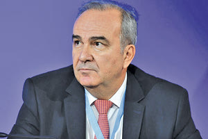 ο υφυπουργός Ανάπτυξης και Επενδύσεων, Νίκος Παπαθανάσης