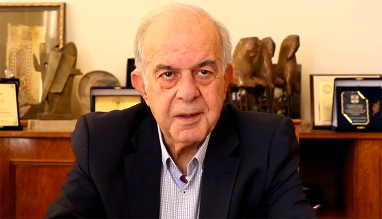ο Βασίλης Λαμπρινός