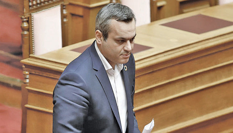 Χάρης Μαμουλάκης