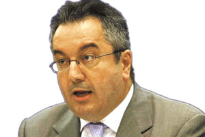 Ο κ. Ηλίας Μόσιαλος