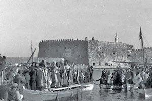 Η φωτογραφία της ημέρας:1910, εορτασμός των Θεοφανείων στον Κούλε