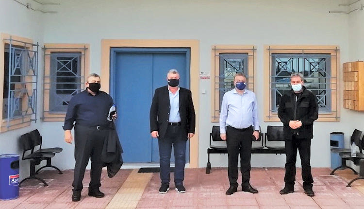 Από την επίσκεψη του περιφερειάρχη στις φυλακές Χανίων