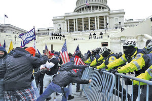 ΗΠΑ: Οπαδοί του Τραμπ μπήκαν στο Καπιτώλιο