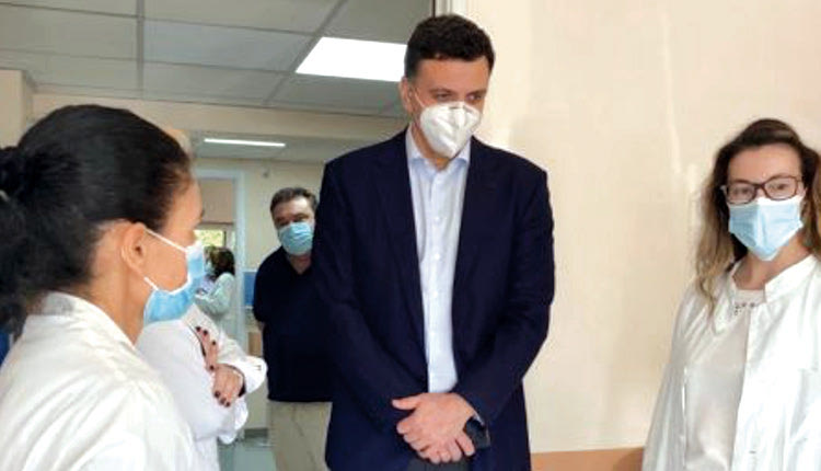 επίσκεψη του υπουργού Υγείας Βασίλη Κικίλια στο νοσοκομείο “Γεννηματάς”