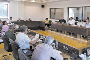 Η διοίκηση της Περιφερειακής Ένωσης Δήμων Κρήτης (ΠΕΔ)