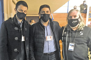 Ο κ. Αυγενάκης με τον κ. Ζερβό και τον κ. Δανδάλη στο κλειστό του “Λίντο”