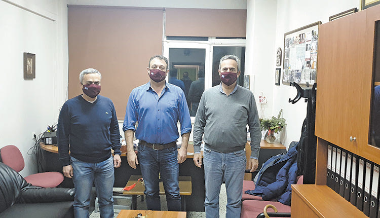 Το Εργατικό  Κέντρο Ηρακλείου ,o Σύλλογος Ιατρικών επισκεπτών Κρήτης, το Σωματείο βοηθών Φαρμακείου & Φαρμακοϋπαλλήλων Ν.Ηρακλείου