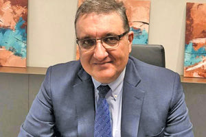 ο πρόεδρος του Πανελλήνιου Ιατρικού Συλλόγου, Αθανάσιος Εξαδάκτυλος