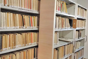 H βιβλιοθήκη Σεφέρη