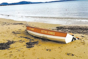 άδεια λέμβο σωστική λέμβος εντοπίστηκε στα Φαλάσαρνα