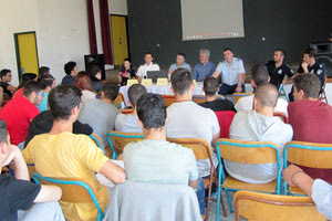 Ημέρα καριέρας, απευθυνόμενη στους μαθητές της Β' λυκείου, έγινε την περασμένη βδομάδα στο 11° Λύκειο Ηρακλείου, σε συνεργασία με τον κ. Αντωνίου, υπεύθυνο ΚΕΣΥΠ Ηρακλείου