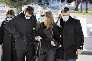 ΘΡΗΝΟΣ ΣΤΗΝ ΚΗΔΕΙΑ ΤΟΥ ΠΡΩΗΝ ΥΠΟΥΡΓΟΥ: Βίντεο δείχνει σκάφη να παρενοχλούν τον Βαλυράκη