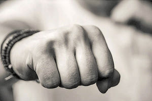 Άγριος ξυλοδαρμός