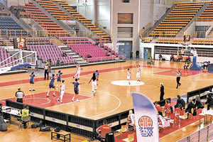 Η Εθνική ομάδα μπασκετ γυναικών κόντρα στη Βουλγαρία στην πρεμιέρα της στα «Δύο Αοράκια» για την πρόκριση στην τελική φάση του Ευρωπαϊκού πρωταθλήματος