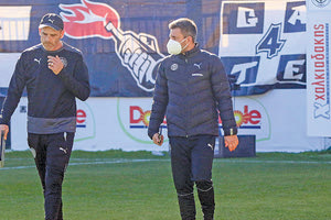 Γιώργος Σίμος