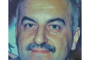 ο  καθηγητής Πνευμονολογίας Διευθυντής Πνευμονολογικής κλινικής Νοσοκομείου Ηρακλείου και αντιπρόεδρος Ελληνικής Πνευμονολογικής Εταιρείας, Νίκος Τζανάκης