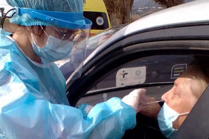 Τεστ μέσα από το αυτοκίνητο σήμερα στον Άγιο Νικόλαο