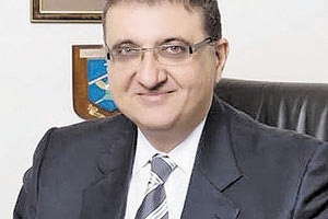 Ο κ. Αθανάσιος Εξαδάκτυλος