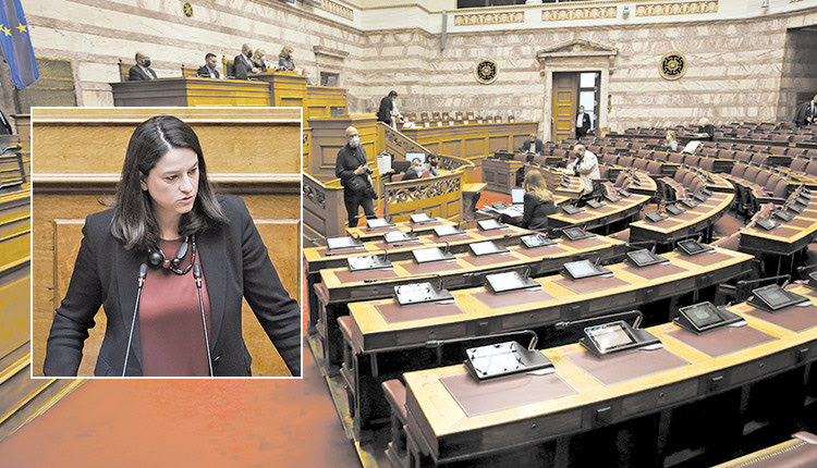 H υπουργός Παιδείας, κ. Νίκη Κεραμέως