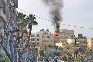 φωτιά σε ταράτσα πολυκατοικίας