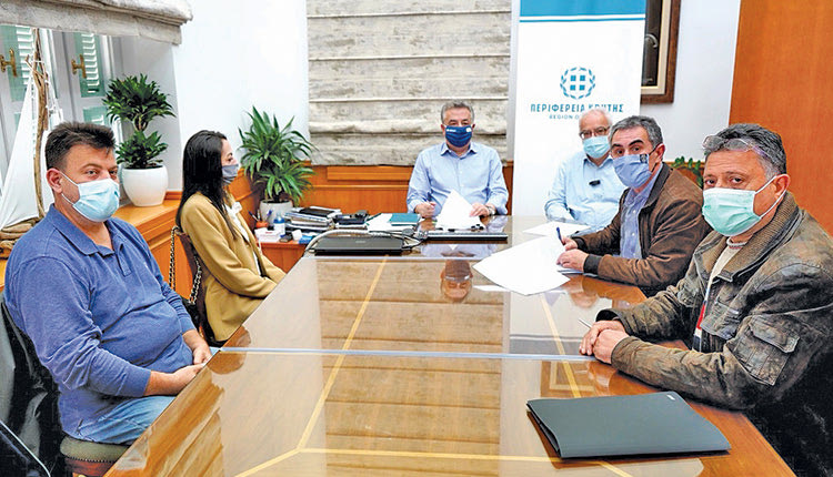 σύμβαση υπέγραψαν η Περιφέρεια Κρήτης και το ΕΛ.ΜΕ.ΠΑ. για την υλοποίηση του προγράμματος «ΟΧΙ ΠΙΑ ΜΟΝΟΙ».