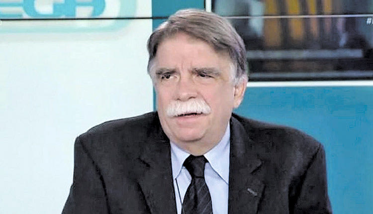 To μέλος της επιτροπής λοιμωξιολόγων, Αλκιβιάδης Βατόπουλος