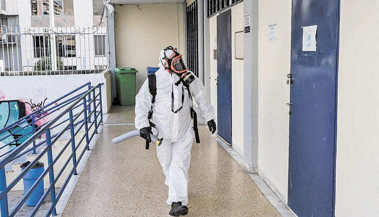 Απολύμανση σχολεία