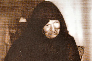 Η Αικατερίνη Χαλκιαδάκη – Νεονάκη ή Χαρκιαδογιώργαινα.