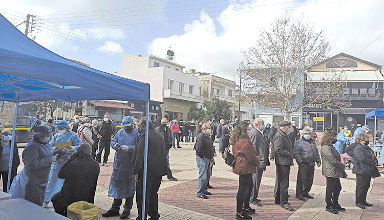rapid test που έγιναν στο Αρκαλοχώρι