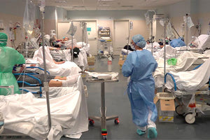 ασθενείς με κοροναϊό στα νοσοκομεία