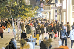 Αγορά Ηρακλείου - Δικαιοσύνης - κόσμος