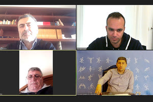 τηλεδιάσκεψη που είχαν με τον Υφυπουργό Αθλητισμού και Βουλευτή Ηρακλείου Λ.  Αυγενάκη οι συνδικαλιστές της ΕΛ.ΑΣ στο νομό Ηρακλείου