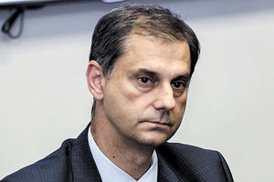 Ο κ. Θεοχάρης